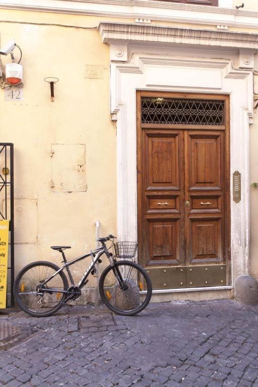 Apartamento Casa Vacanze Al Corso Roma Exterior foto